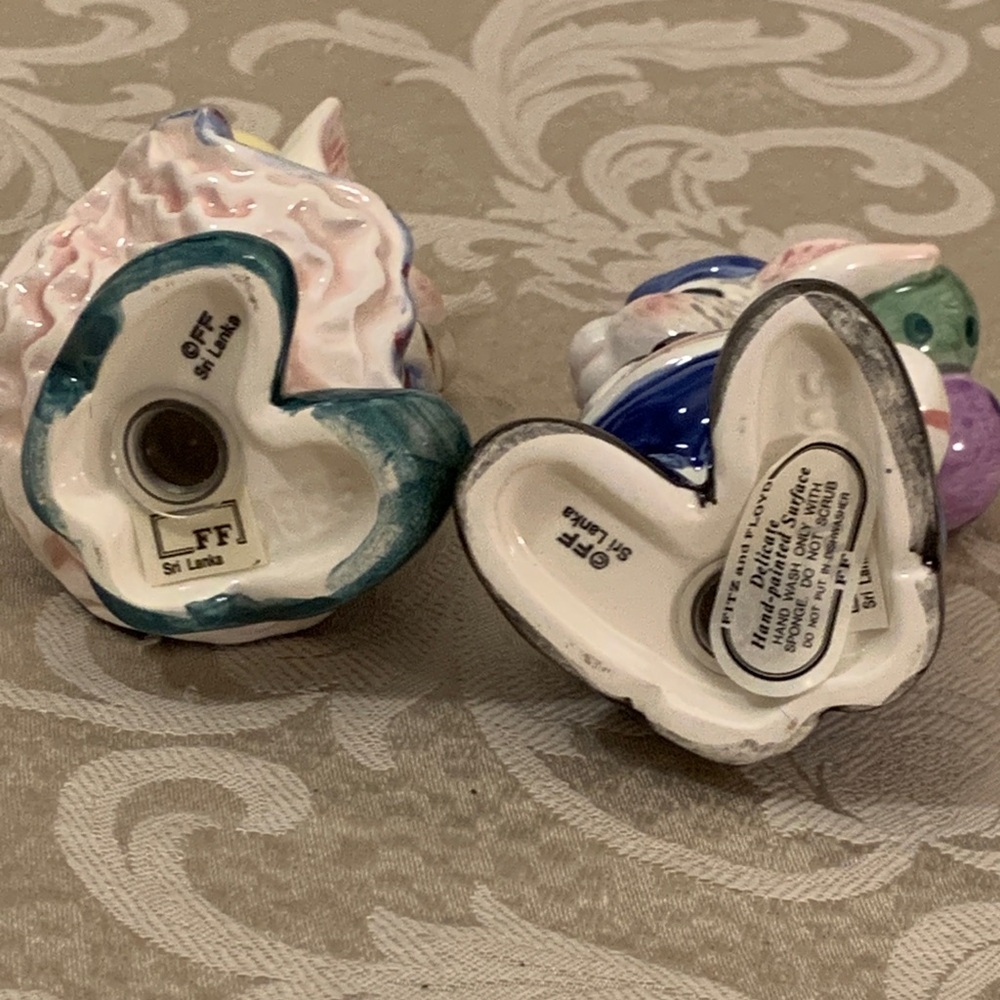 FITZ & FLOYD Ceramic Bunny Salt & Pepper shakers. - Picture 6 of 6